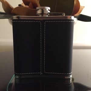 NWOT Flask Stainless Steel 6oz Drinking Container